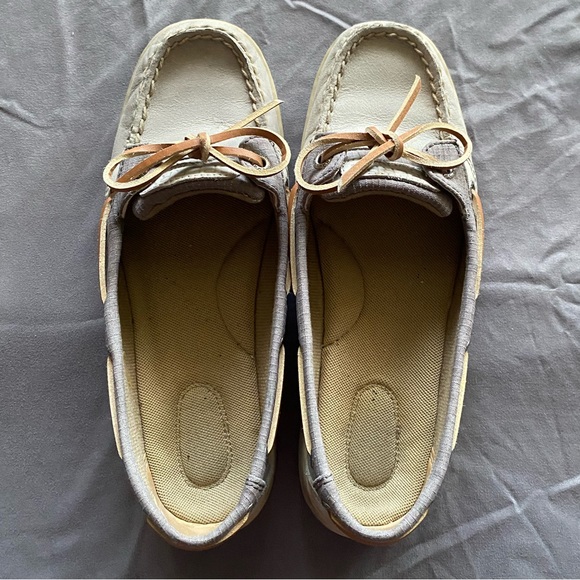 Gray Sperry’s - 6.5 - Picture 3 of 6